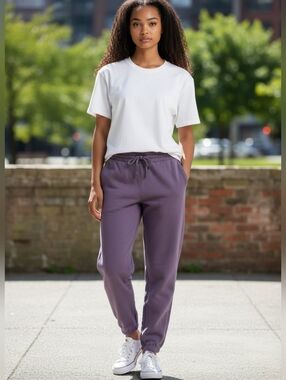 Aritzia TNA Cozy Fleece Boyfriend Sweatpants In Purple Size Small